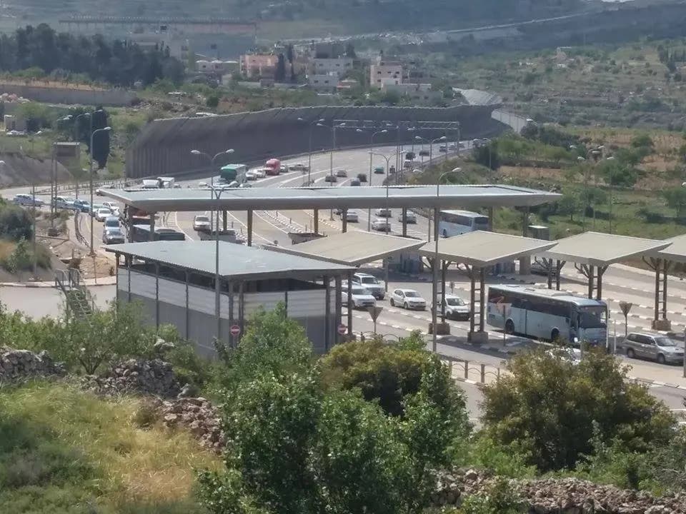 "في القدس".. عملية طعن توقع إصابات