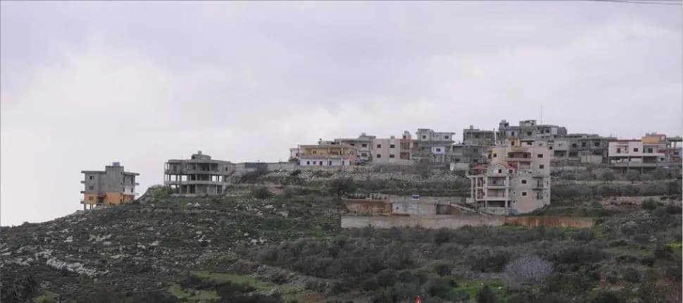 في الجنوب.. "عُلّق على العمود"!