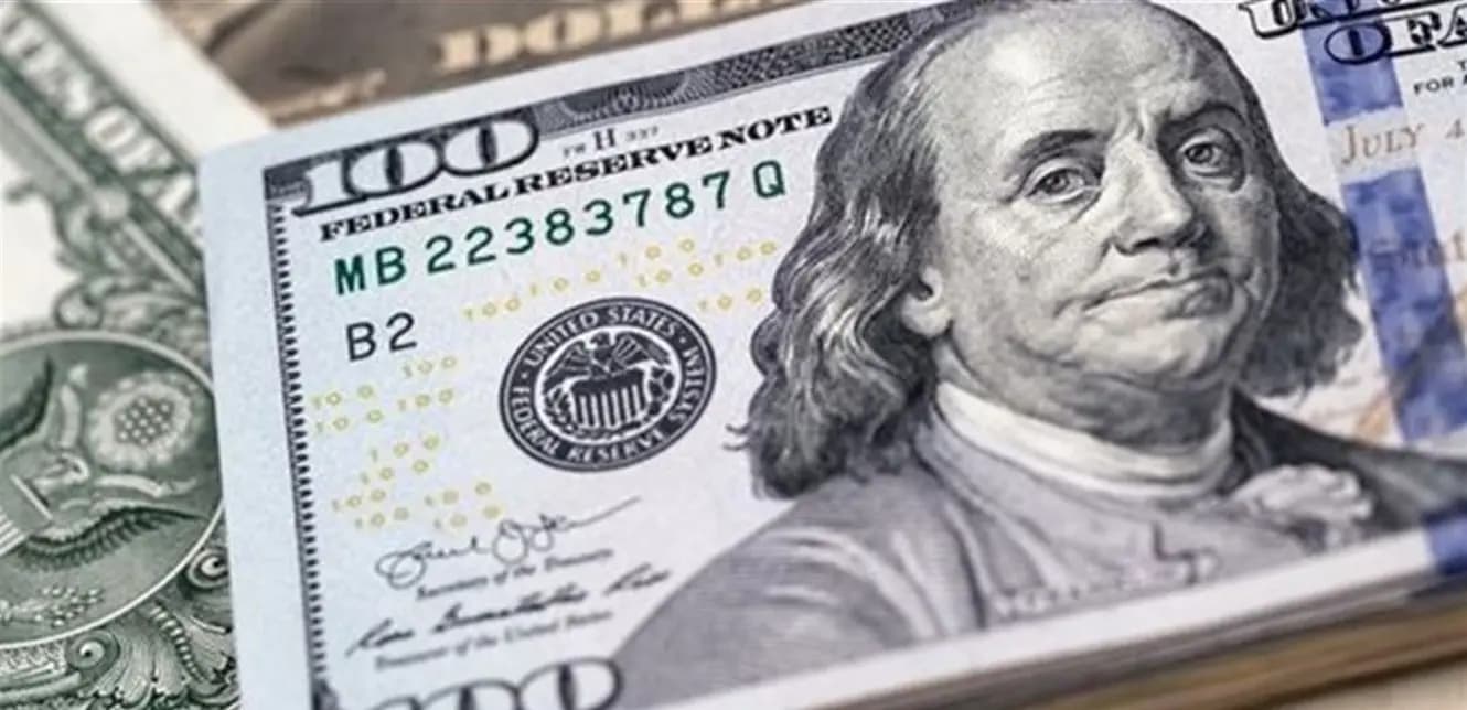 إرتفاع طفيف في سعر الدولار... فكم بلغ؟