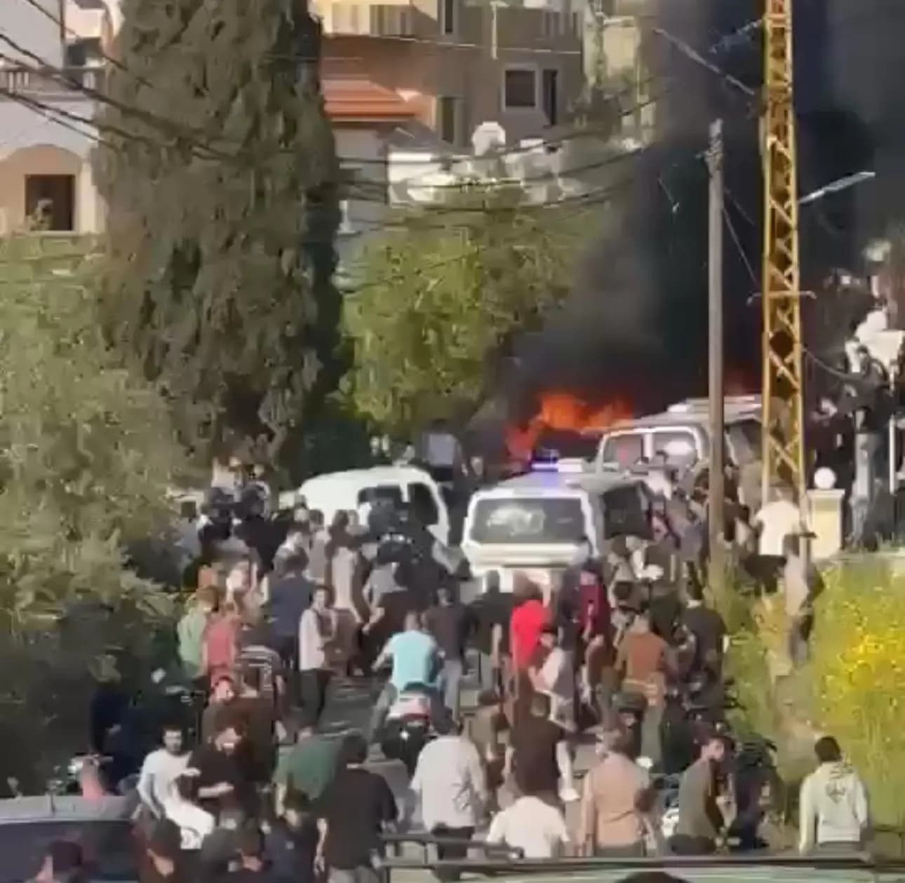 للمرة الثانية.. العدو يستهدف سيارتين في الجنوب