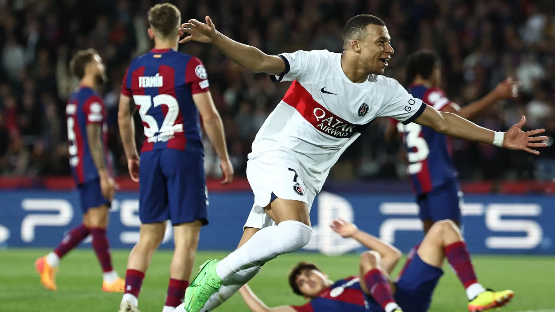 باريس سان جيرمان يضرب برشلونة بالأربعة ويطرده من دوري الأبطال