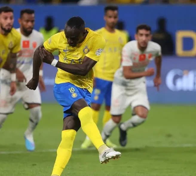 "مانيه" يعوض غياب رونالدو ويهدي الفوز للنصر