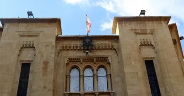 انسحاب 6 نواب من الجلسة التشريعية.. والسبب