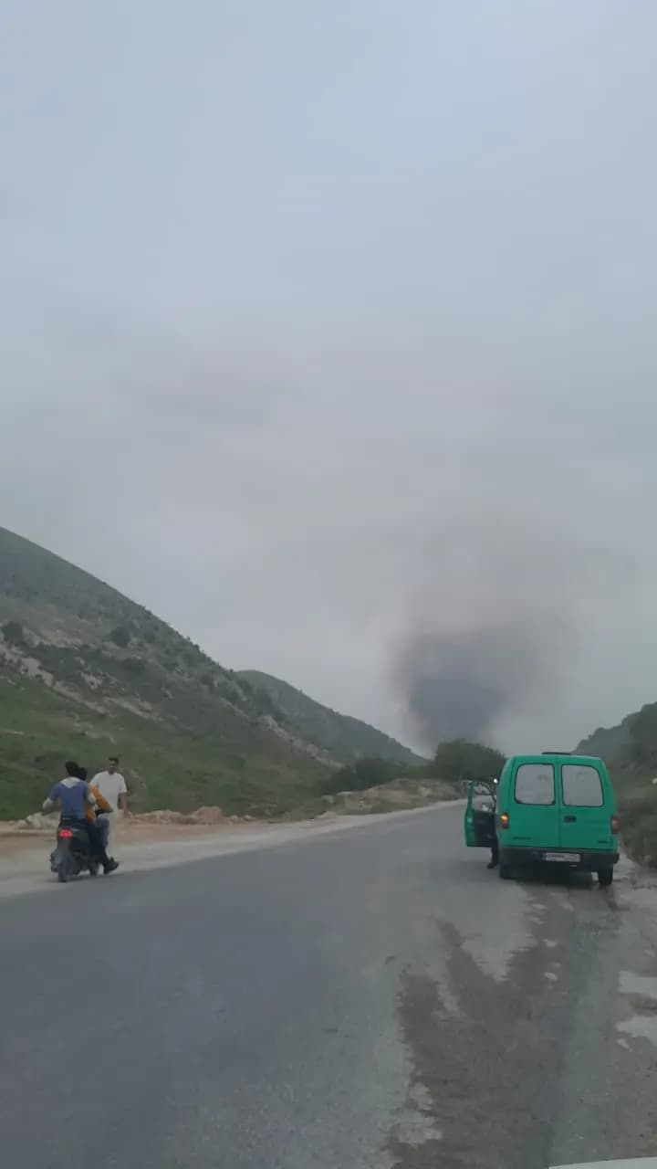 "في البقاع الغربي".. العدو يستهدف سيارة مدنية