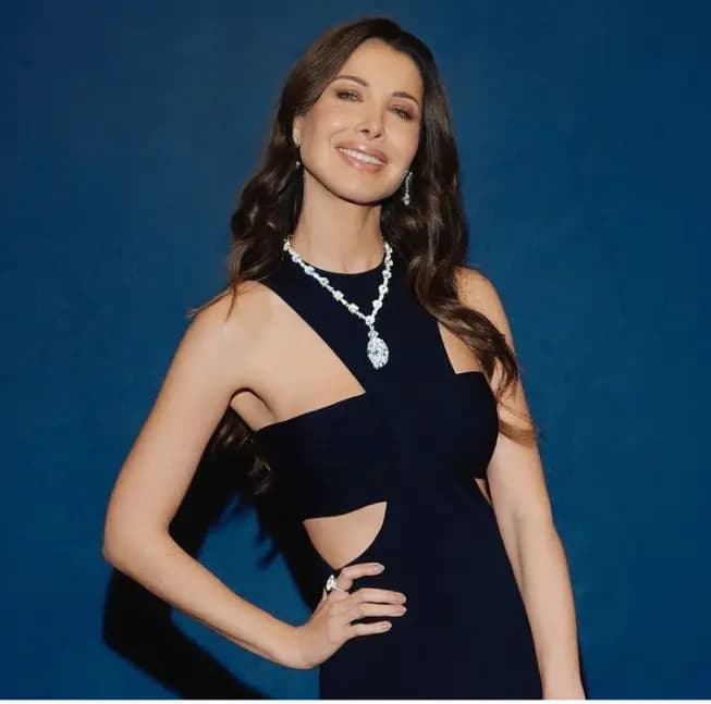 نانسي عجرم تتألّق بـ "ماسة نادرة"!