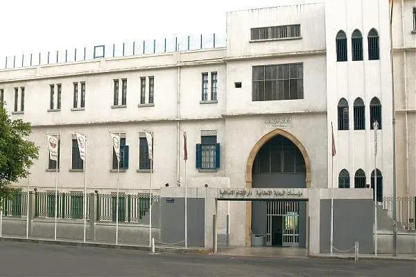 ترك طفلًا رضيعًا في دار الأيتام.. وغادر