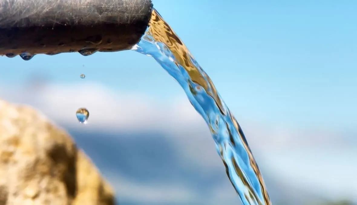 بعد تعرض منشآت المياه في نبع الطاسة لأضرار.. هذا ما دعت إليه "مياه لبنان الجنوبي"