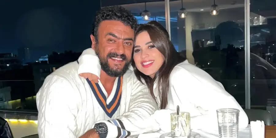 ياسمين عبد العزيز تعترف: "أنا بعشق العوضي"