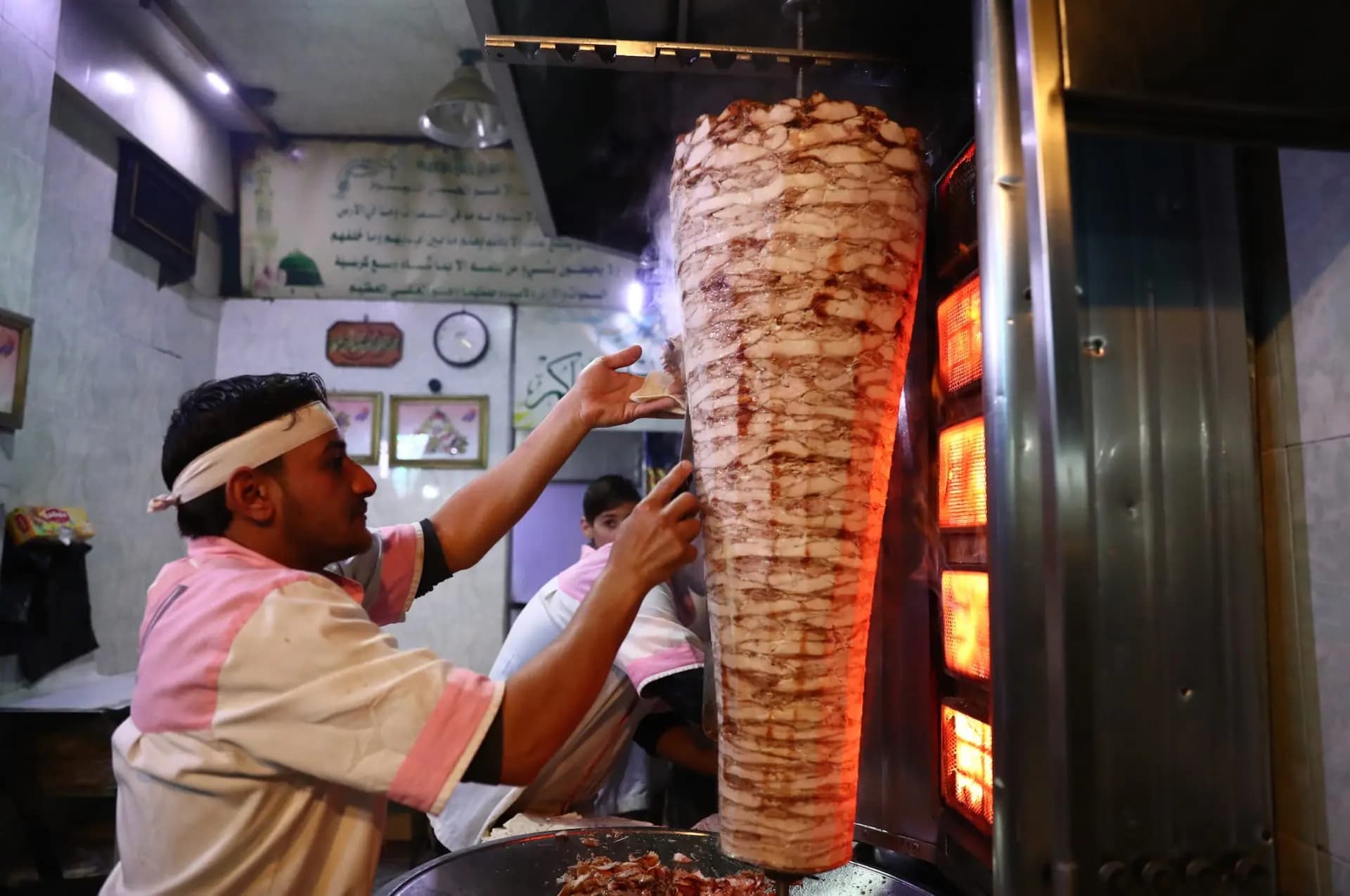 شاورما بالـ "بكتيريا"!