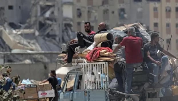 إليكم عدد الأشخاص الذين أجبروا على الفرار من "رفح"