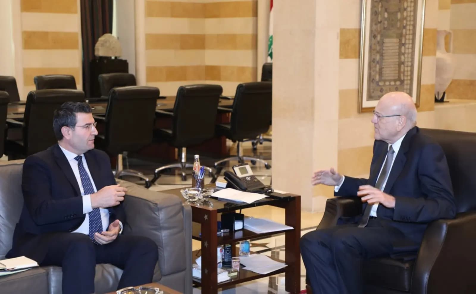 الحاج حسن يلتقي ميقاتي في السراي: الهمّ الأبرز هو همّ الجنوب