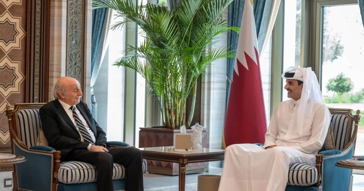 "أوضاع المنطقة".. بين أمير قطر وجنبلاط