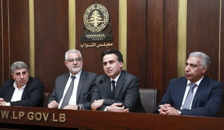 جلسة للجنة الأشغال.. وهذا ما جرى بحثه