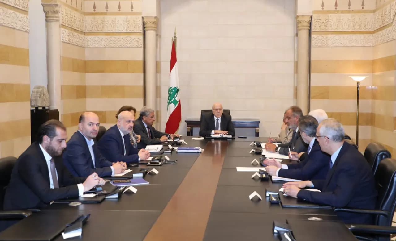 اجتماع للجنة متابعة تنفيذ مشروع "التحوّل الرقمي في إدارات الدولة"