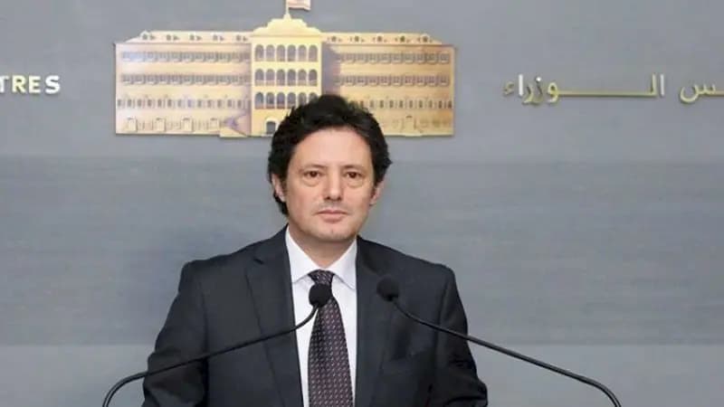 مكاري يدعو لدعم خطة الحكومة في ملف النزوح