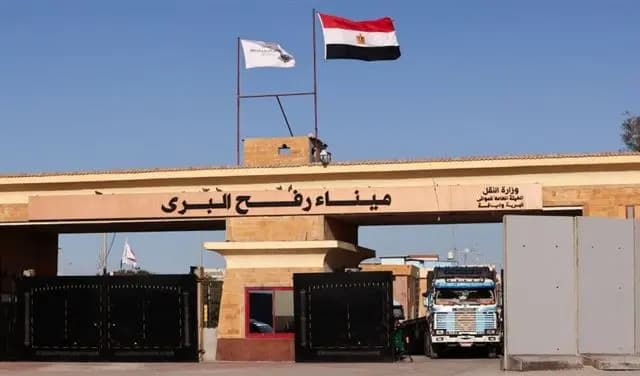 اتفاقٌ "مبدئي" على فتح معبر رفح