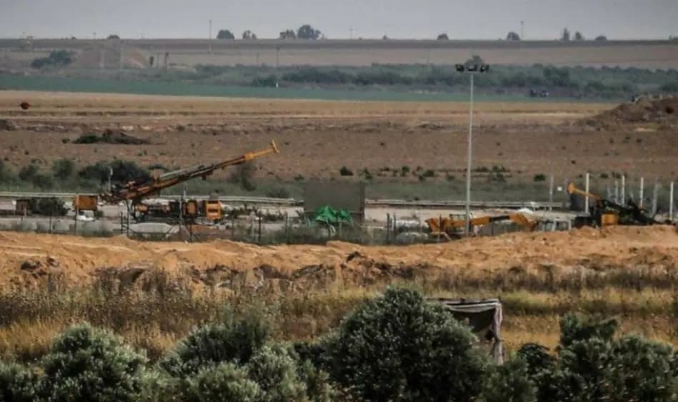 العدو الاسرائيلي يتوغل بشكل محدود شرق بيت حانون في قطاع غزة