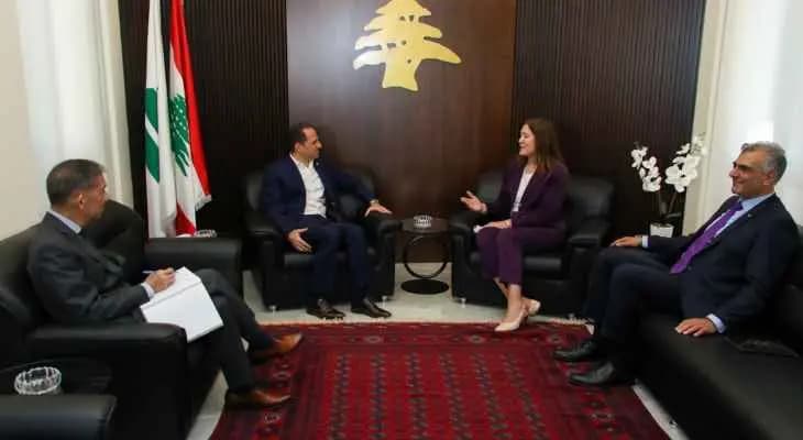 الجميّل يلتقي "شيا": "لتتحمّلِ الدولةُ مسؤوليتَها كاملةً بحقوقِ لبنان البحرية"