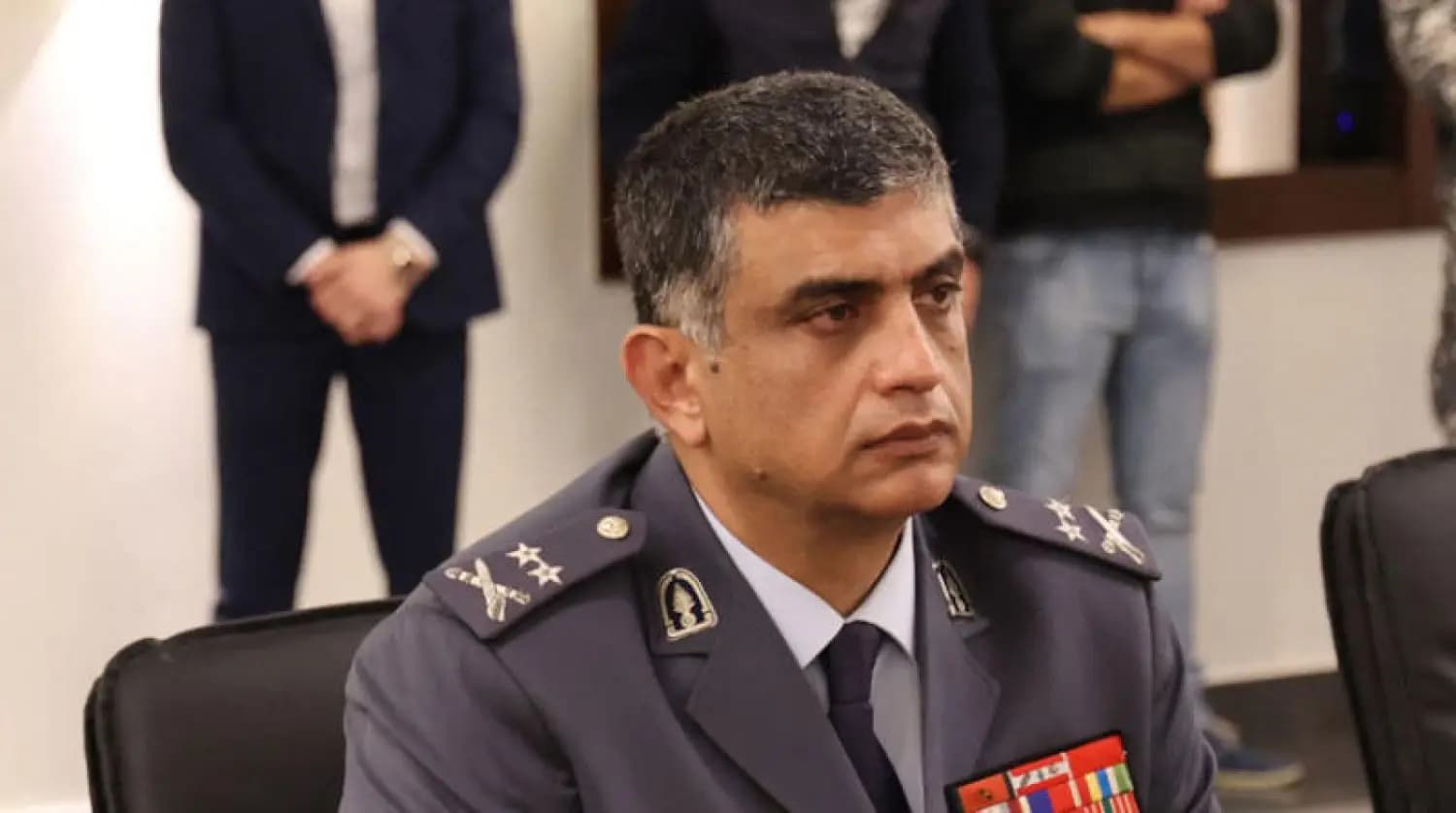 علاقة "توشك على الانفجار"
