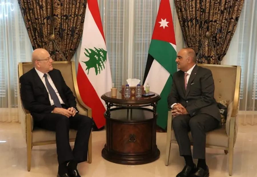 رَئيسُ الوزراء الأردنيّ: "ندعمُ لبنان لمواجهة التحديات