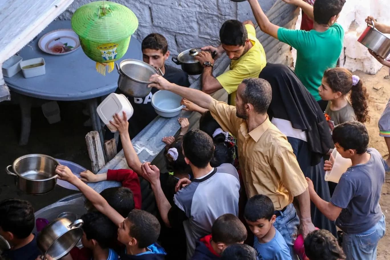 اليونيسف: أطفال غزة يعانون فقرًا غذائيًّا