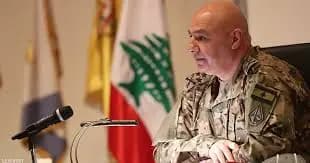 قائد الجيش يلتقي الحاج وبدر والأسمر ويبحث معهم آخر الأوضاع