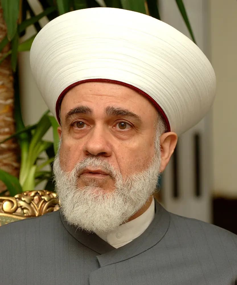 ماذا بين عثمان وقباني؟