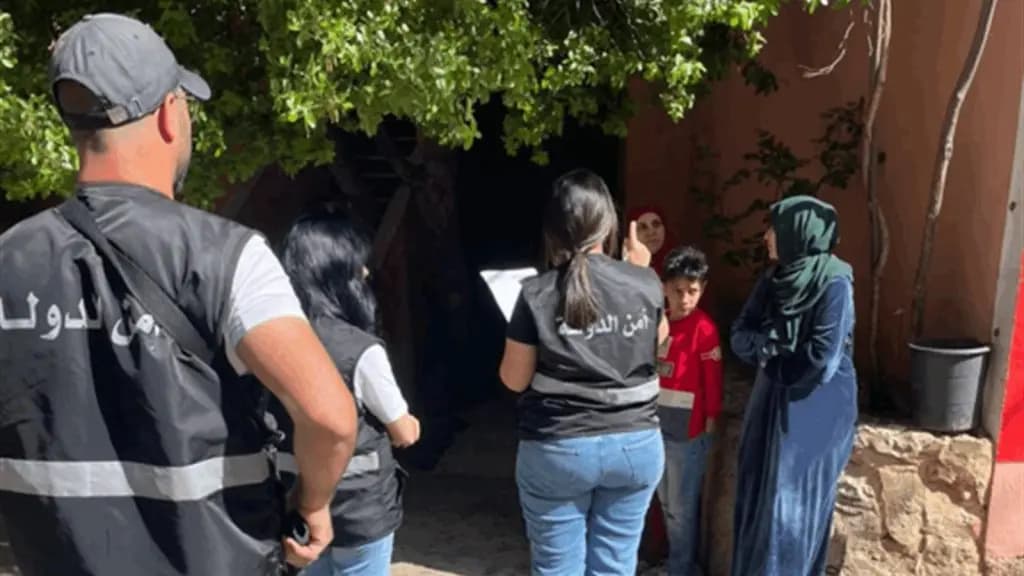 في الكورة.. إنذارات للسوريين بالإخلاء