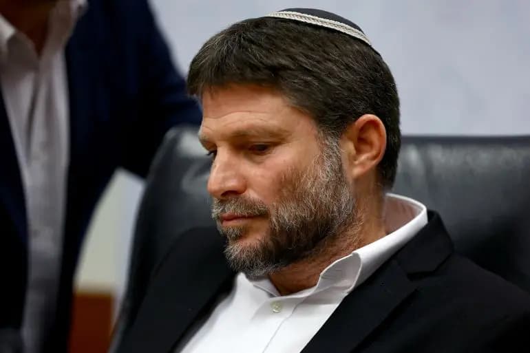 "لسنا مستعدين للانتحار".. وزير صهيوني يكشف مدة الحرب!
