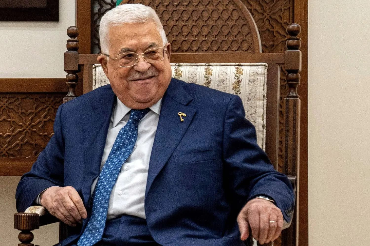 "لفتح المعابر".. عباس: إنها مسؤولية المجتمع الدولي