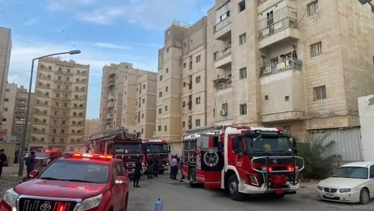قتلى وجرحى".. حريق كبير يضرب الكويت