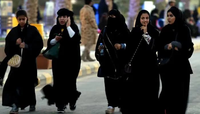 السعودية .. لا حاجة للحجاب في بطاقة الهوية بعد اليوم