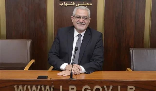 عطية يكشف كواليس لقائه بباسيل.. وهذا ما قاله