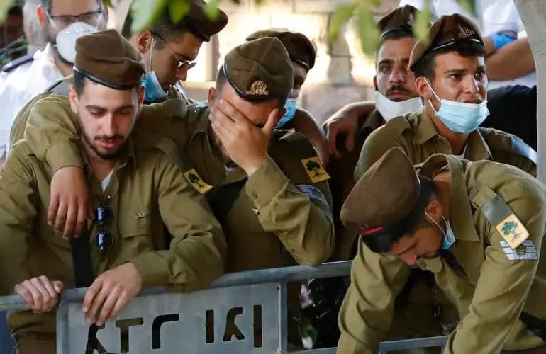 تحذيراتٌ وتهويلٌ... ماذا بعد "الهدهد" و"قنابل" أمين عام "الحزب"؟
