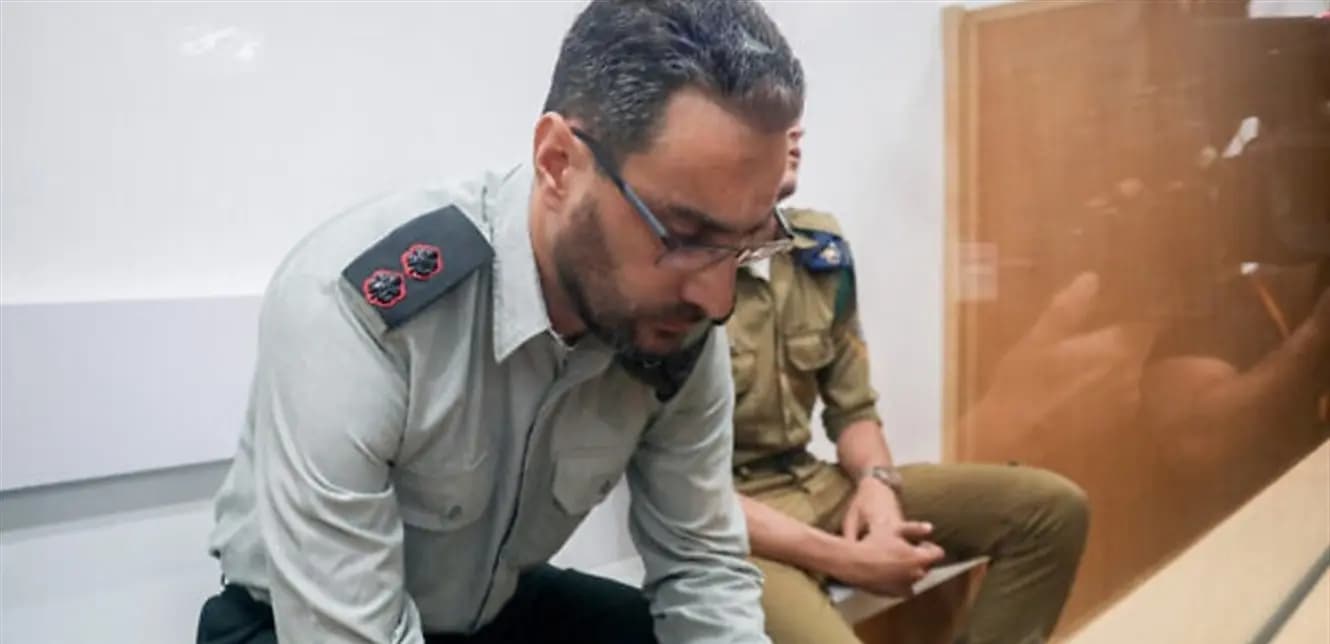 فضيحة تضرب جيش الاحتلال.. ما فعله أحد الضباط مقزز