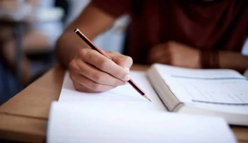 ما حقيقة تسريب إحدى المسابقات قبل انطلاق الامتحانات الرسمية؟