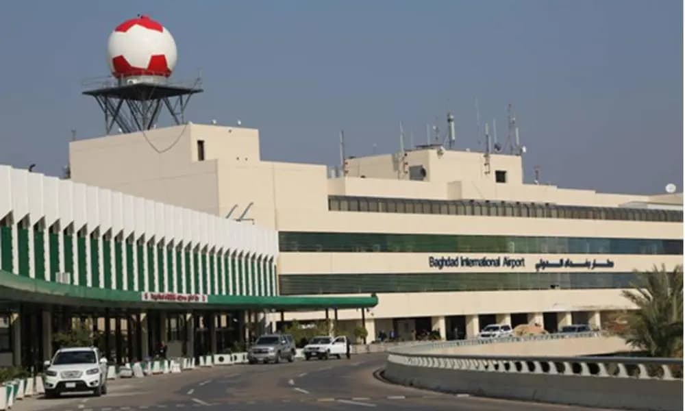 مطار بغداد يعلّق الرحلات الجويّة بعد العاصفة الرملية