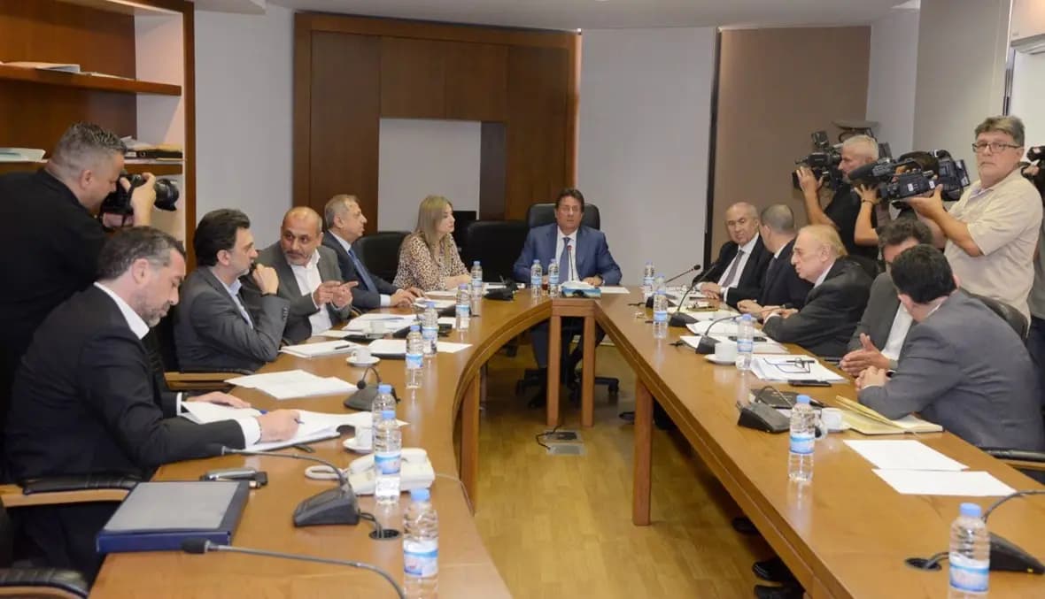 اللجنة الفرعية المنبثقة عن اللجان المشتركة تعقد أولى جلساتها