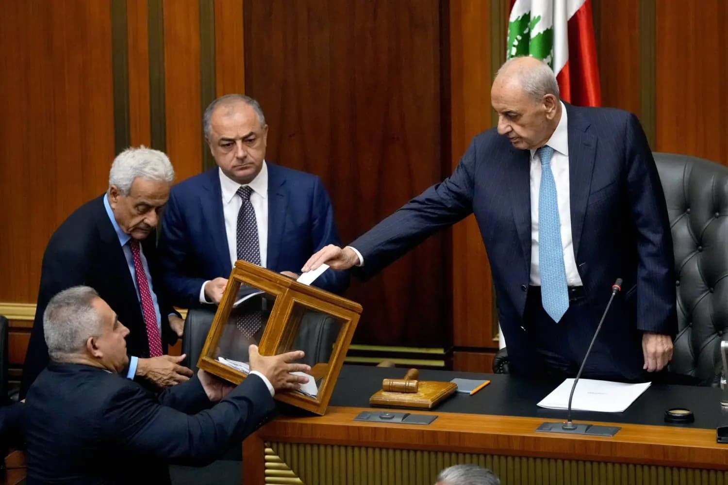 أوساط نيابية لـ"الأفضل نيوز": مبادرة المعارضة ليست قابلة للصرف وهذه نصيحتنا