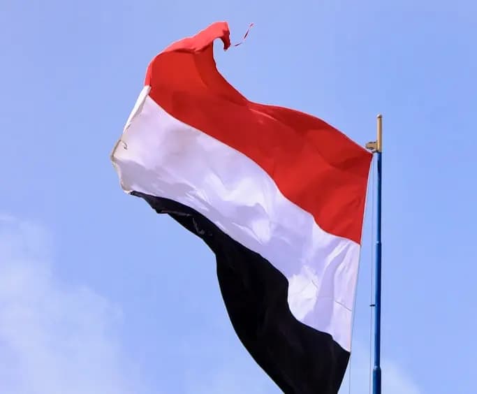 الحوثي: الحزب حجز 100 ألف ضابط وجندي على الجبهة الشمالية