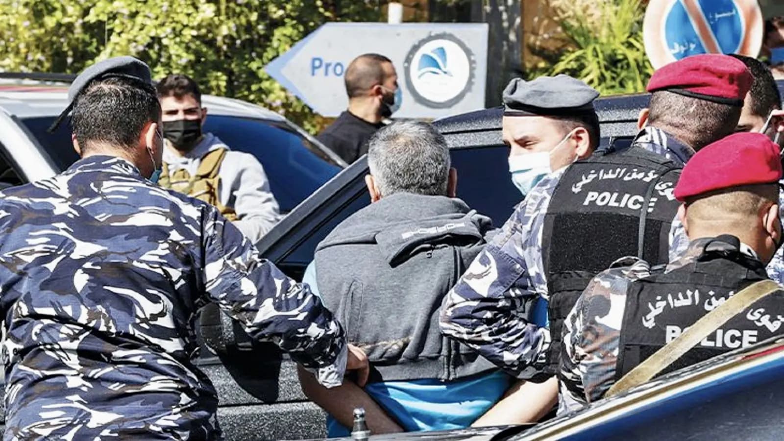 الأمن يوقف عصابة انتحل أعضاؤها صفة "قضاة دوليين"