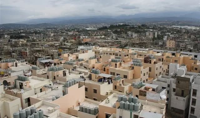 ماذا يجري عند مدخل مخيم نهر البارد؟