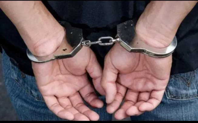 قوى الأمن تلقي القبض على مطلوب بموجب 10 ملاحقات قضائية في زحلة.