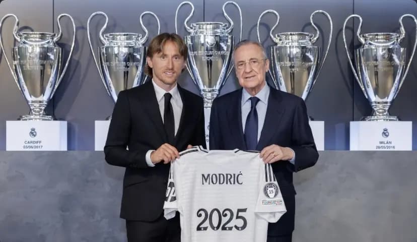 ريال مدريد يجدد ثقته بالساحر الكرواتي