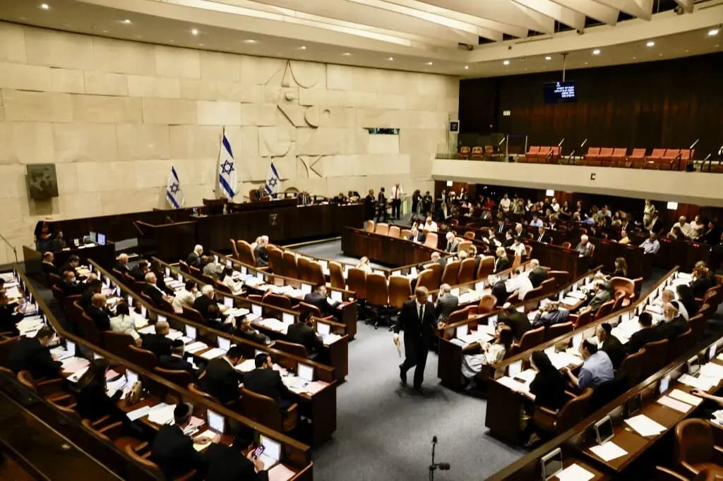 "الكنيست" يُصادق على قرار برفض إقامة دولة فلسطينية