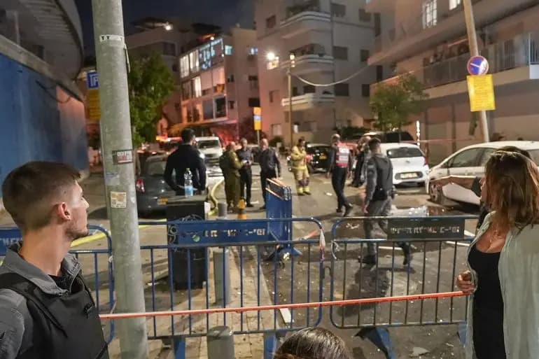 نيورك تايمز: مسيرة "تل أبيب" كشفت عن ضعف في نوع من الأسلحة