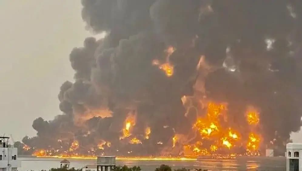 جيش العدو يتبنى استهداف "الحُديدة" في اليمن