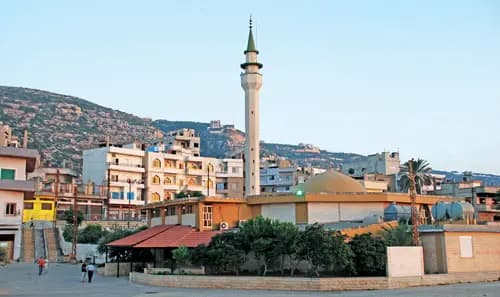 بالصور: عمليات إجلاء النازحين مستمرة