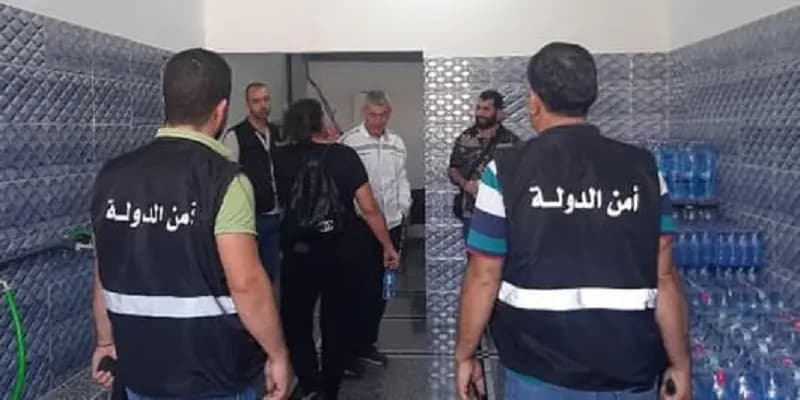 جولة على معامل تكرير المياه.. وسحب عينات