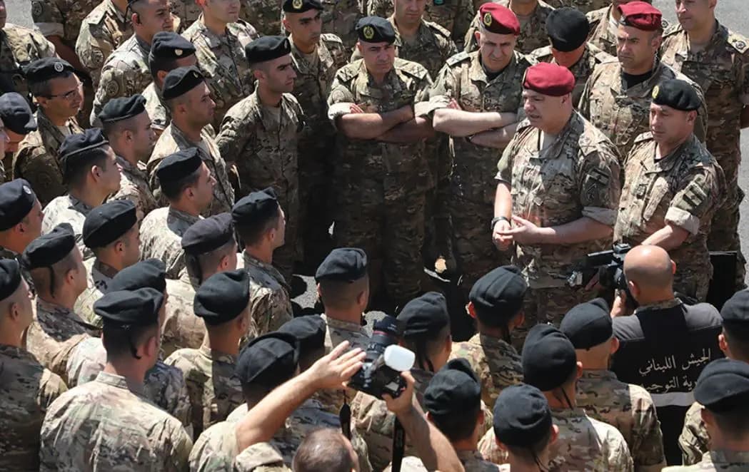 عون: تراجع دور الجيش يعني تسليم البلد للعابثين بالأمن